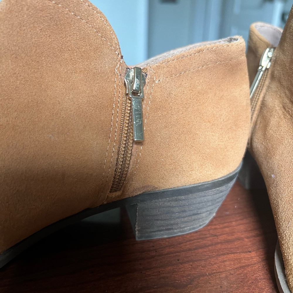 Crown & ivy | brown ankle boots - 9.5 - Picture 9 of 9